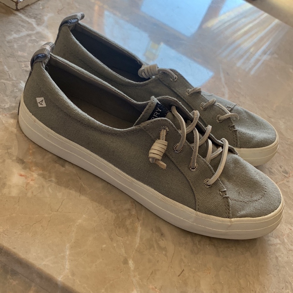 Sperry Woman’s shoes size 9.5